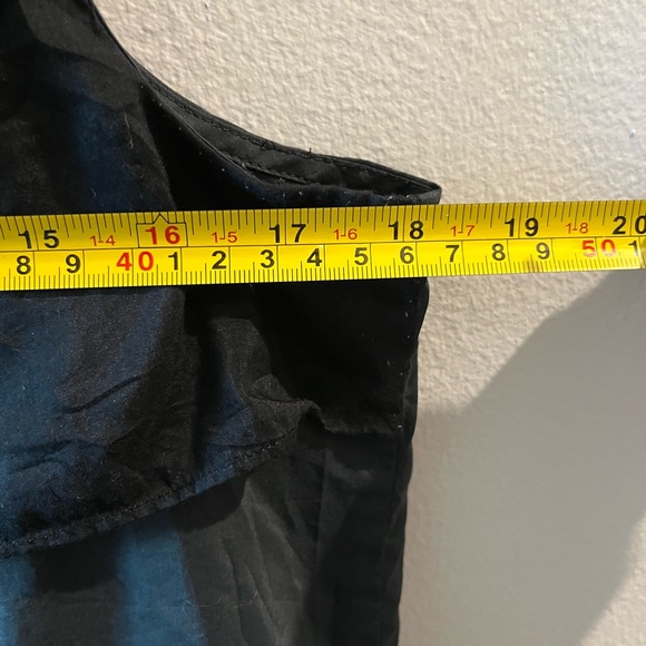 GAP - Black Tank Top with Large Bow - Size Medium - Picture 5 of 6